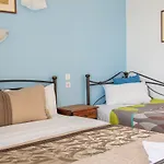 Aelia מלון דירות 3*