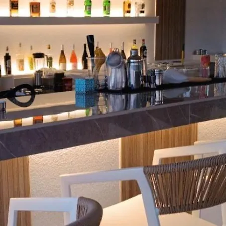 Aelia Aparthotel Koukounaries