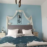 Aelia Aparthotel Koukounaries
