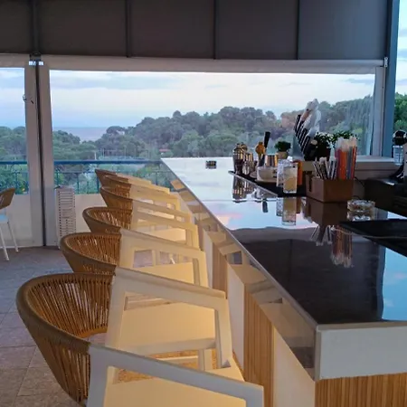 Aelia Aparthotel